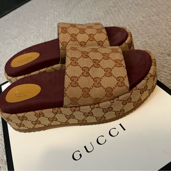 Gucci Platform Sandals - Picture 3 of 9
